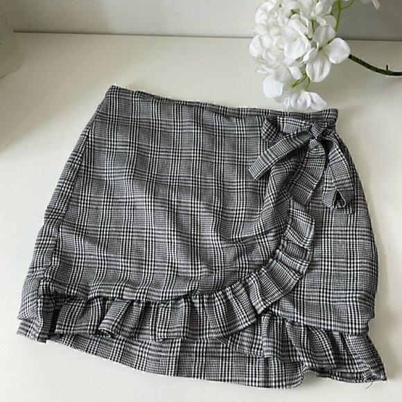 Checkered Gingham Wrap Mini Skirt - Picture 1 of 8